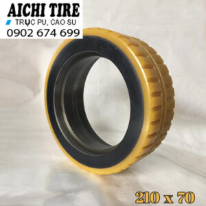 banh-lai-pu-cua-xe-nang-dien-ep-210-x-70mm-co-van