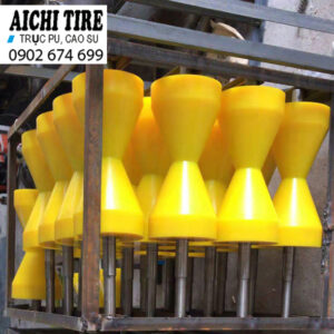 Con lăn băng tải chữ V polyurethane