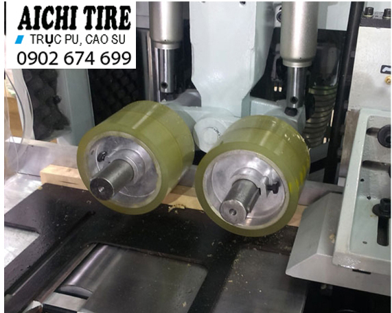 Con lăn PU nạp phôi cho máy bào gỗ 4 mặt