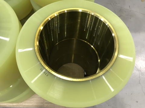 Khám phá vai trò của bánh lái xe nâng điện – Chìa khóa để vận hành hiệu quả và an toàn